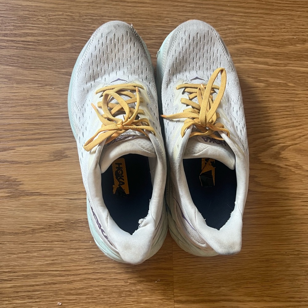 Hoka Clifton 8 shoes, well worn, size 9